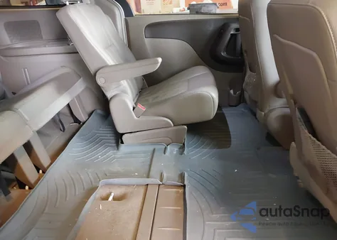 2016 Chrysler Town & Country Touring z USA, uszkodzony, nr VIN 2C4RC1BG1GR290697